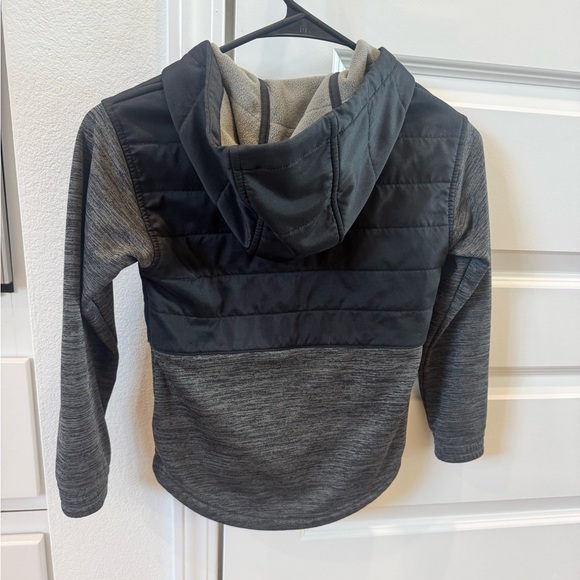 Columbia Kids Black and Gray Jacket - Picture 3 of 3